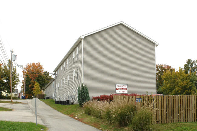 Walnut Park Apartments in La Grange, KY - Building Photo - Building Photo