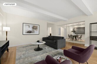 340 W 57th St in New York, NY - Building Photo - Building Photo