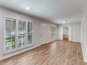 11108 Valleydale Dr in Dallas, TX - Building Photo - Building Photo