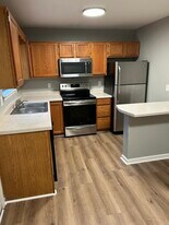 120 Creekwood Ave in Bowling Green, KY - Building Photo