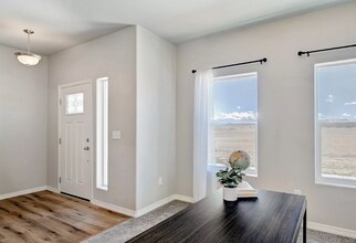 7468 Johnsontown Hts in Colorado Springs, CO - Foto de edificio - Building Photo