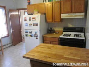 6 Boston Ave in Somerville, MA - Building Photo - Building Photo