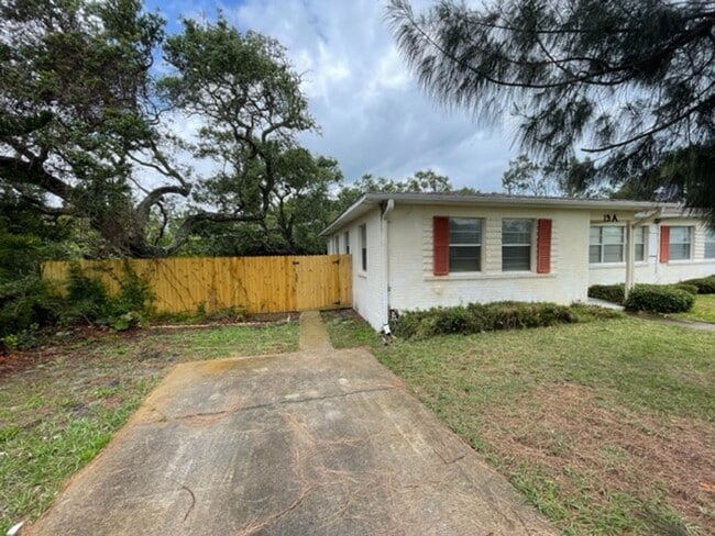19 Byron Ellinor Dr