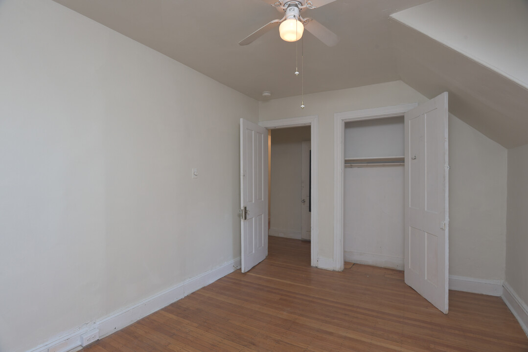 4823 Springfield Ave, Unit 1 in Philadelphia, PA - Building Photo