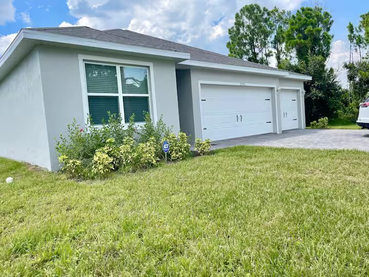 25336 Deep Creek Blvd in Punta Gorda, FL - Building Photo