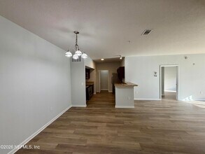 6916 Ortega Woods Dr, Unit 96 in Jacksonville, FL - Building Photo - Building Photo