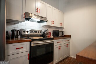 269 N Hull St in Athens, GA - Building Photo - Building Photo