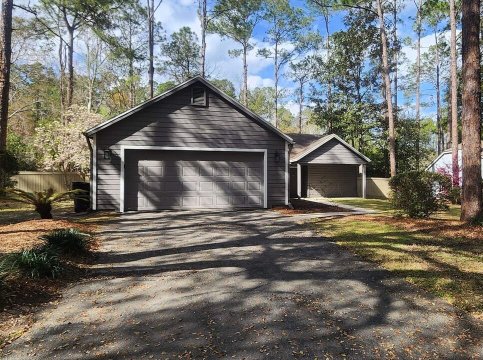 8202 SW 47th Rd in Gainesville, FL - Building Photo