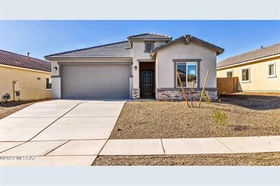 865 W Calle Falerno in Sahuarita, AZ - Building Photo