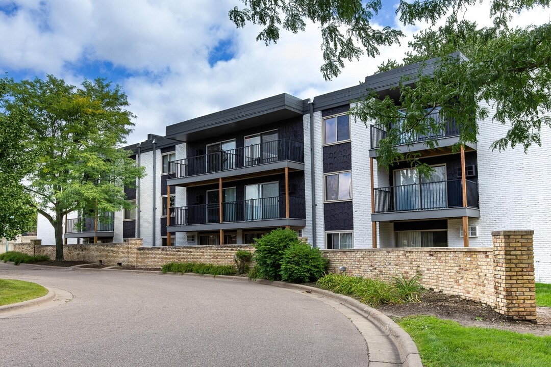 Fountainhead in Richfield, MN - Foto de edificio