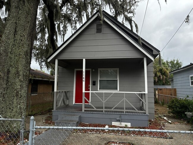 property at 1146 Phelps St