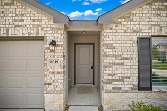 8019 Camphor Ct in Magnolia, TX - Building Photo - Building Photo