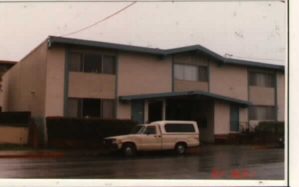 1670 Union Ave in Redwood City, CA - Building Photo - Building Photo