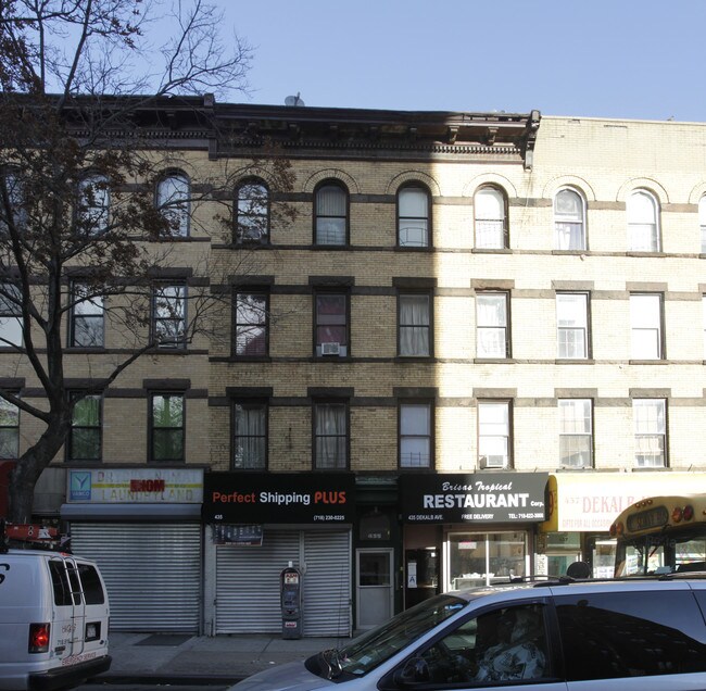 435 DeKalb Ave in Brooklyn, NY - Building Photo - Building Photo