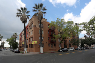 Pacific Apartments in Los Angeles, CA - Building Photo - Building Photo