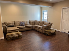 41411 Hagley Pl in Leesburg, VA - Foto de edificio - Building Photo