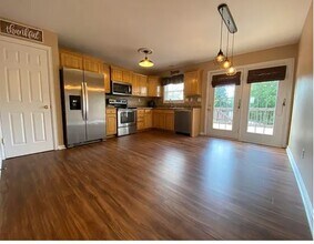 3108 Pheasant Ct in Shelbyville, KY - Building Photo - Building Photo