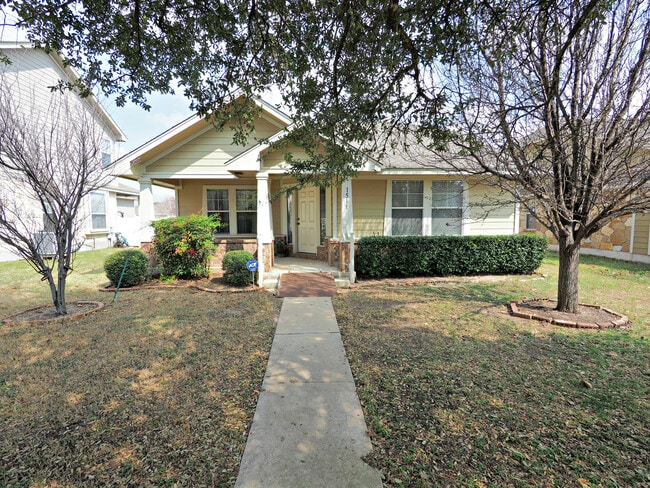property at 1511 Legend Oaks Ln