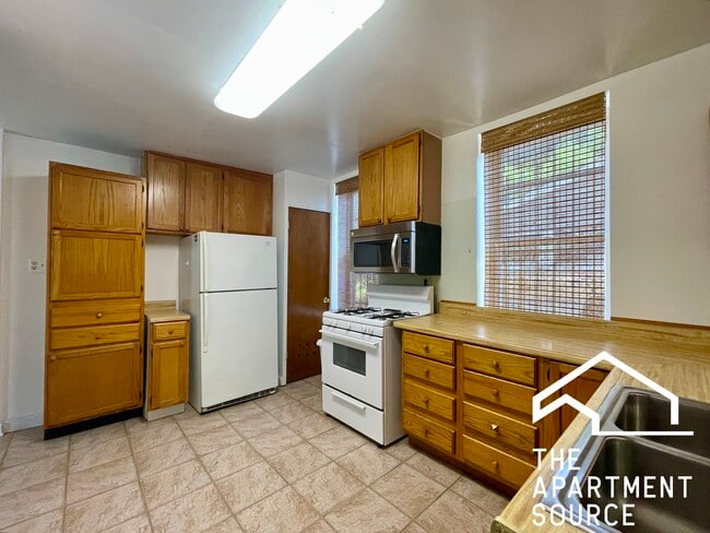 3531 W Dickens Ave in Chicago, IL - Building Photo - Building Photo