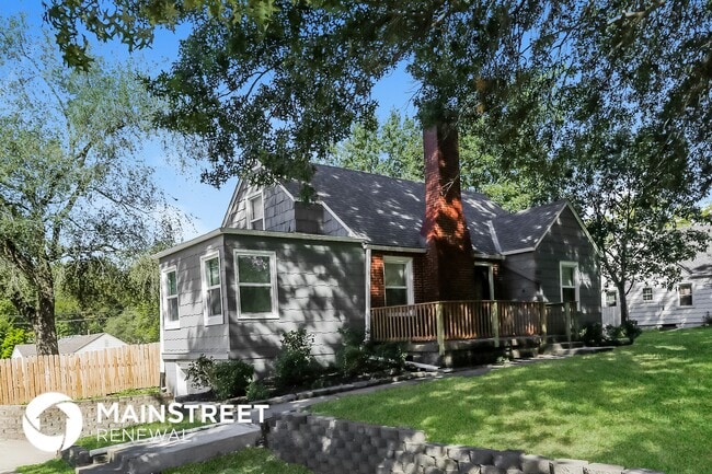 5212 N Spruce Ave in Kansas City, MO - Building Photo - Building Photo