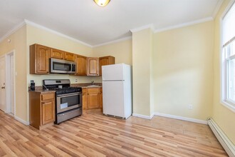97 W 15th St in Bayonne, NJ - Building Photo - Building Photo