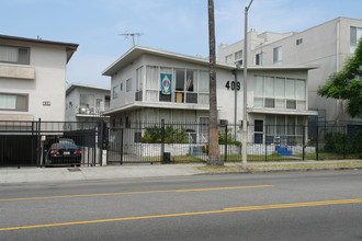 409 S Commonwealth Ave in Los Angeles, CA - Building Photo - Building Photo