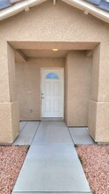 3799 N Mayfield Ranch Rd in Pahrump, NV - Foto de edificio - Building Photo