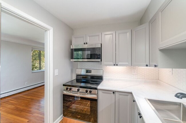 3519 Linwood Ave in Cincinnati, OH - Building Photo - Building Photo