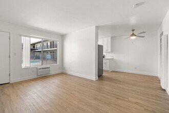 Terre at E Park in El Cajon, CA - Building Photo - Building Photo