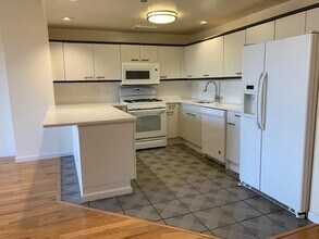 50 E Hartsdale Ave in Hartsdale, NY - Building Photo - Building Photo