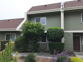 149 Harbor Oaks Cir in Santa Cruz, CA - Building Photo - Building Photo