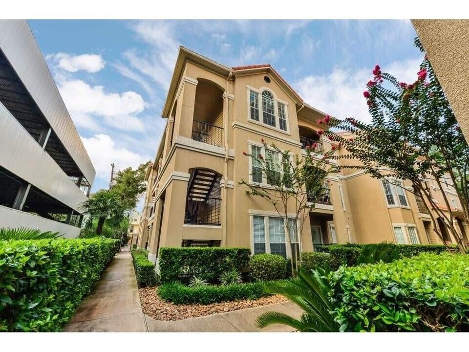 3231 Allen Pkwy Photo