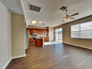 10402 Boyette Creek Blvd in Riverview, FL - Building Photo - Building Photo