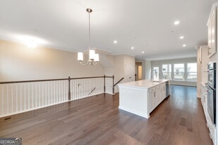 1807 Brandsford St NW in Atlanta, GA - Building Photo