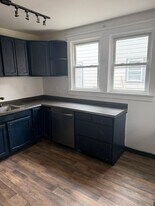 441 Nichols St in Pottsville, PA - Building Photo