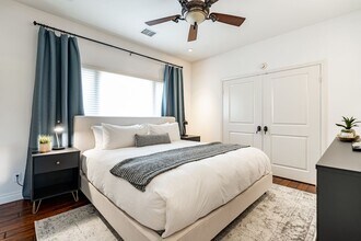 109 W Montecito Wy in San Diego, CA - Building Photo - Building Photo