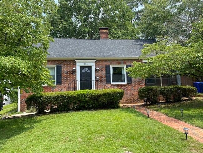 property at 410 Rollingwood Cir