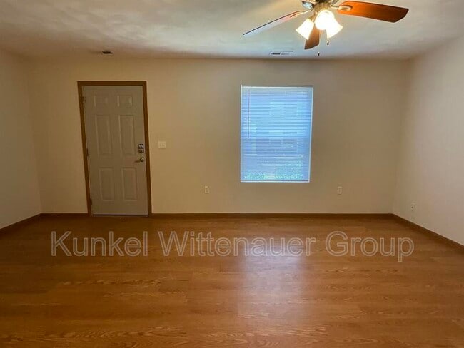 1808 Jamestown Rd in Swansea, IL - Building Photo - Building Photo