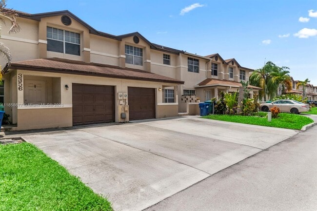 3358 NW 198th Ter in Miami Gardens, FL - Building Photo - Building Photo