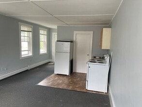 38 Railroad St in Charlestown, NH - Building Photo - Building Photo