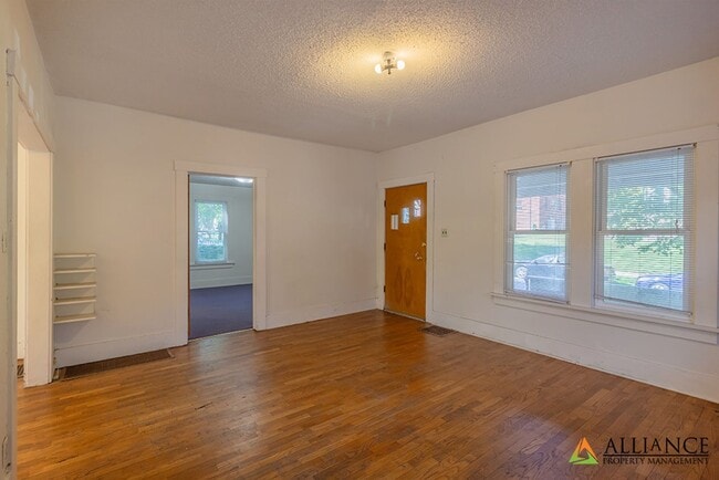 512 Denison Ave in Manhattan, KS - Building Photo - Building Photo