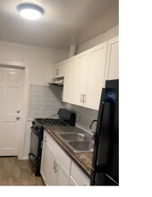 6414 N 65th Dr in Glendale, AZ - Building Photo - Building Photo