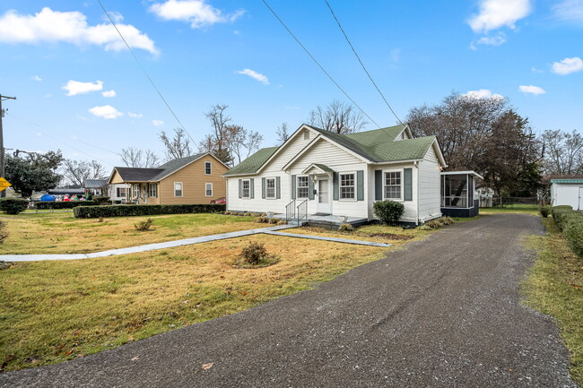 308 1st Ave in Murfreesboro, TN - Building Photo - Building Photo