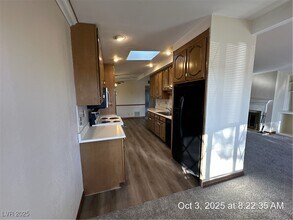319 Yosemite St in Las Vegas, NV - Building Photo - Building Photo
