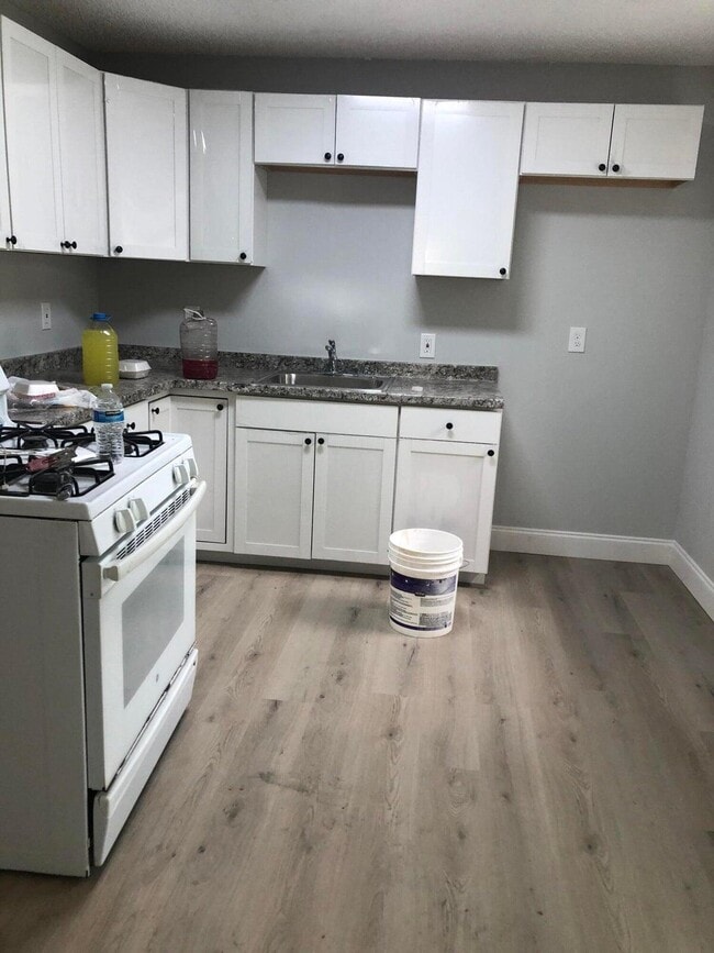 5862 Triphammer Rd in Greenacres, FL - Building Photo - Building Photo