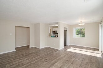 The Elliott at College Park Apartment Homes in Indianapolis, IN - Building Photo - Building Photo