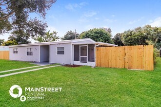 341 Ashley St in Fort Pierce, FL - Building Photo - Building Photo
