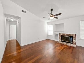 1041 Shenencock Way in Roseville, CA - Foto de edificio - Building Photo