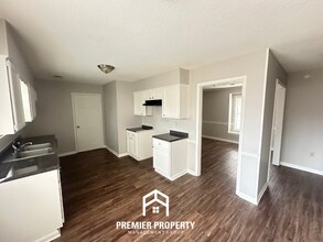 6764 Henredon Dr in Memphis, TN - Building Photo - Building Photo