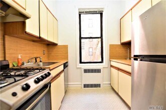 110-21 73rd Rd in Queens, NY - Building Photo - Building Photo